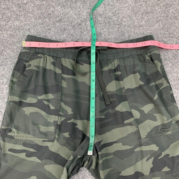 Splendid Sweat Short Womens M Medium Green Camo Elastic Drawcord Waist Pockets - Picture 5 of 10